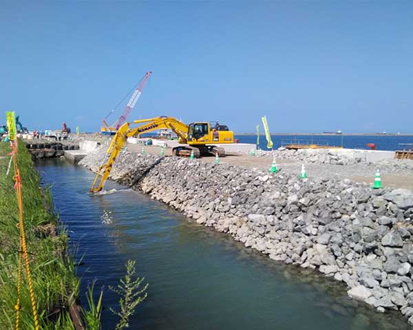 エクステンションアームによる作業