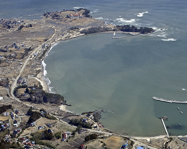 被災直後の大谷海岸（写真提供：宮城県）