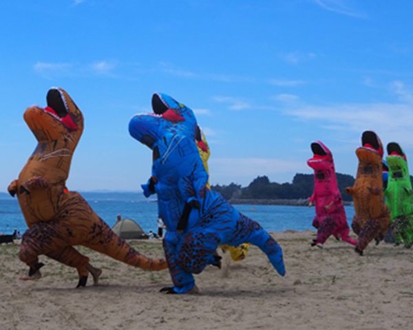 2025 ティラノサウルスレース IN 大谷海岸（写真提供：道の駅「大谷海岸」）